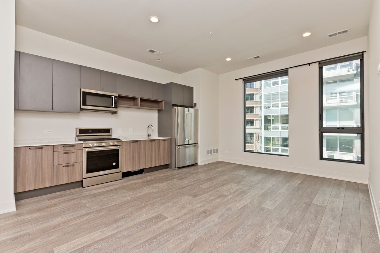 Primary Photo - 857 N Larrabee St