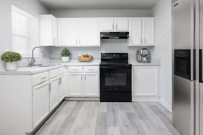 Interior Photo - Crestwood Gardens