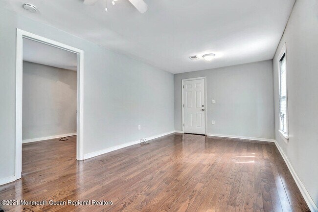 Foto del edificio - 110 Springdale Ave