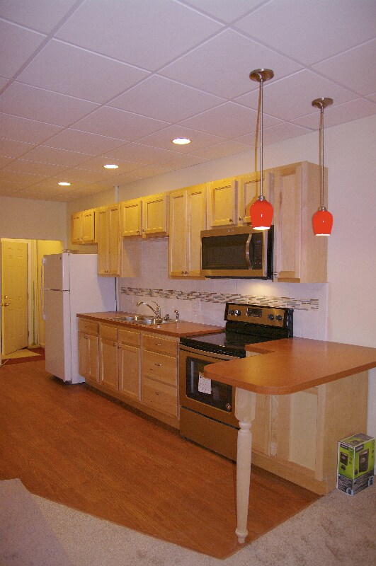 Foto del edificio - 875. AMERICA REALTY PA LICENSED LONG TERM RENTALS