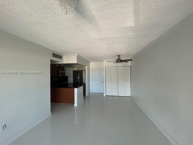 Foto del edificio - 1725 W 60th St