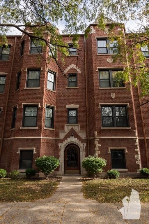 Primary Photo - 4651 N Wolcott Ave