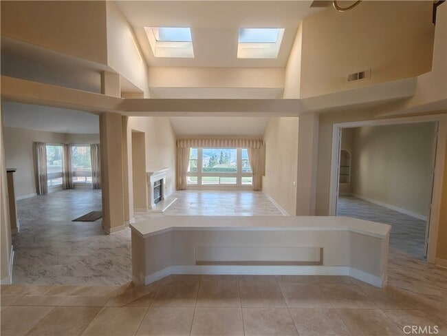 Building Photo - 27900 Mt Hood Way