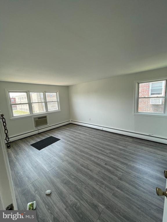 Building Photo - 4307 Pearson Ave