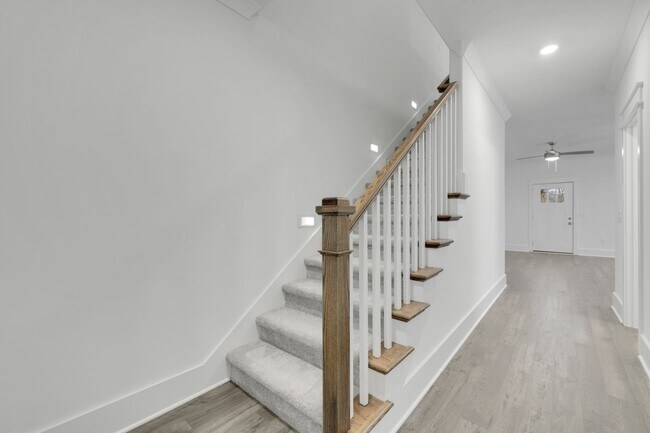 Foto del edificio - Luxury Downtown Townhome!