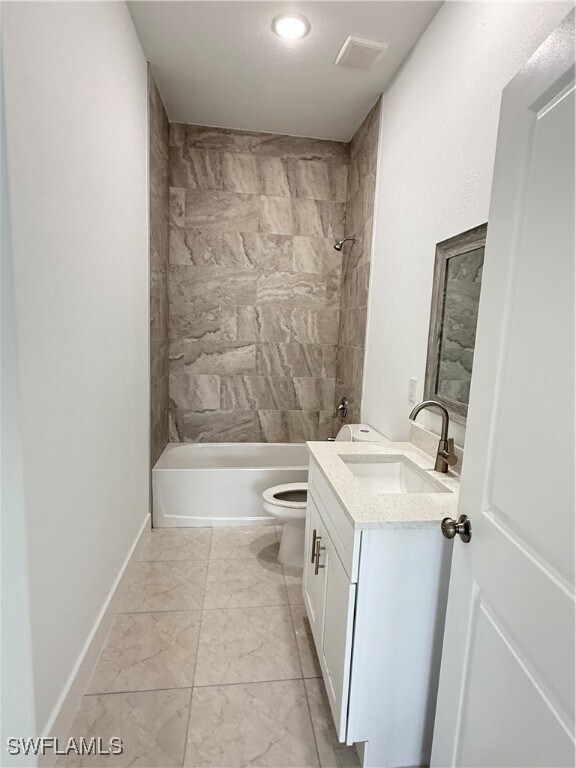 Foto principal - 1015 Jaguar Blvd