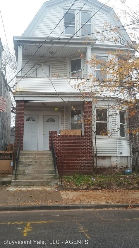 Primary Photo - 480 S 14th St