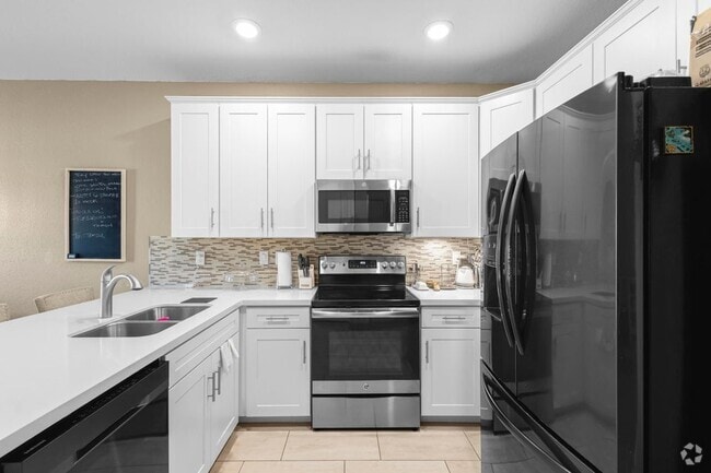 Building Photo - 13044 Anthorne Ln