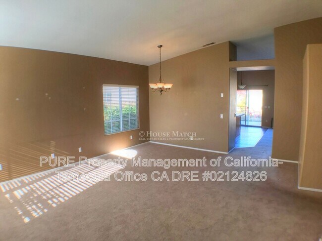 Building Photo - 30560 Milano Rd