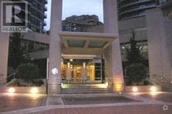 Building Photo - 1-2901 Elm Dr W