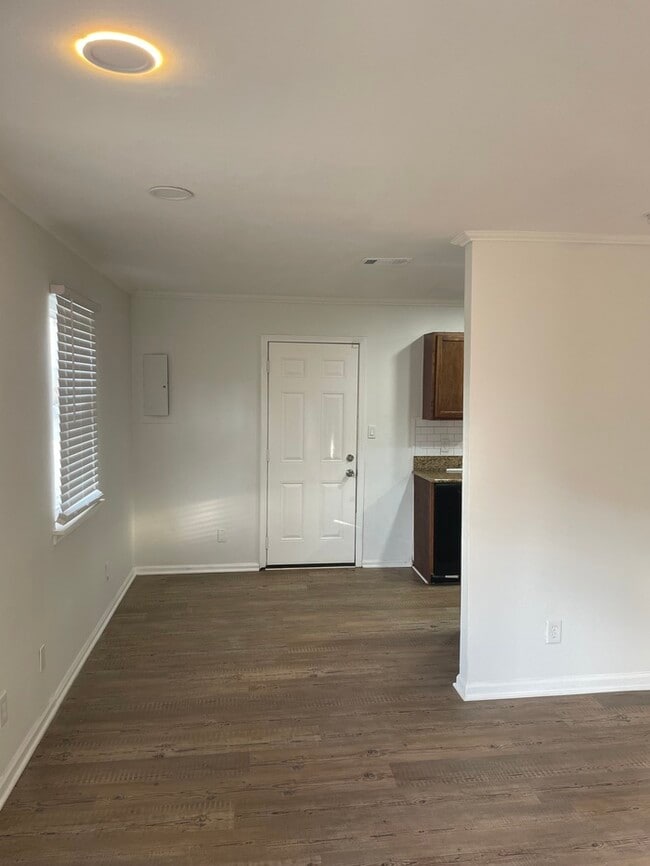 Photo - Newly Renovated! House