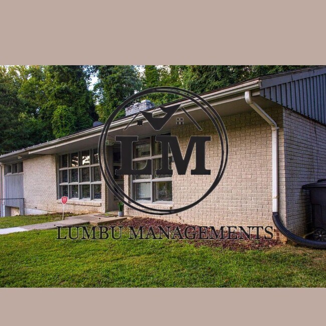 Foto del edificio - 157 Beverly Rd