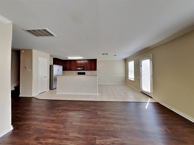 Building Photo - 8310 Wainwright Way