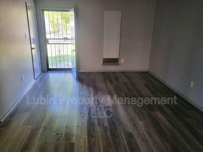 Building Photo - 3878 Windermere Rd