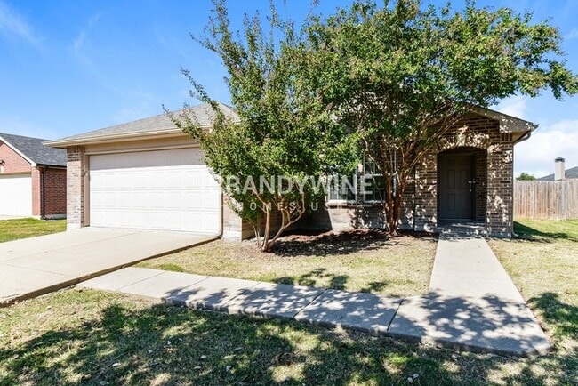 Building Photo - 411 Silver Leaf Dr