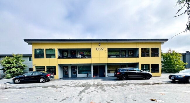 Outside Building - Mountain View Apartment