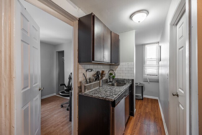 Foto del edificio - 3614 W George St
