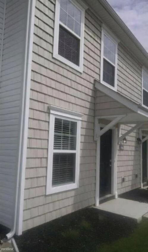 Primary Photo - 2 br, 1.5 bath Townhome - 57 High Street 1