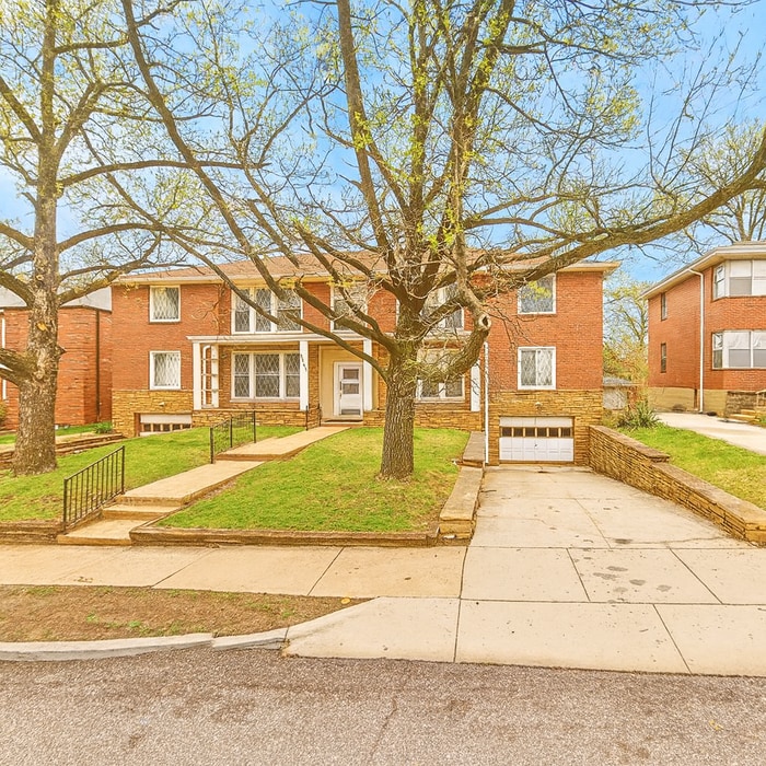 Primary Photo - 8241 Delmar Blvd