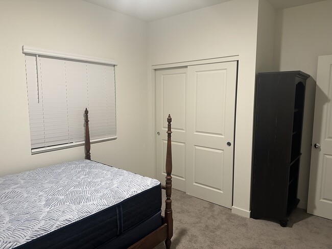 Building Photo - 707 Canon Rd