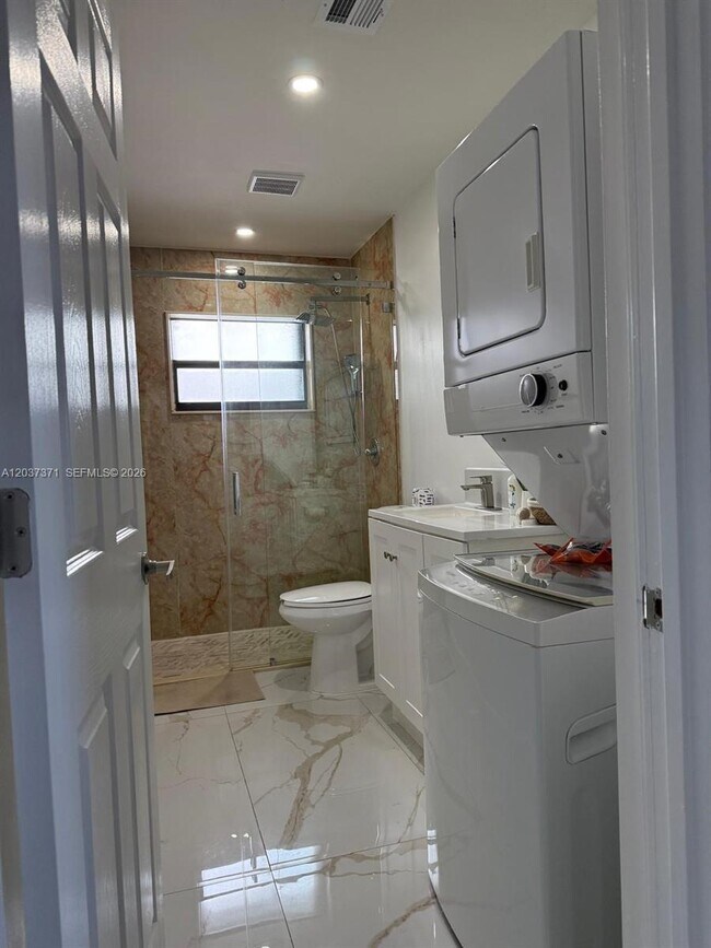 Foto del edificio - 208 NW 7th St