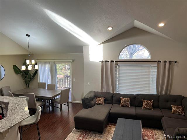 Foto del edificio - 2482 S Revere Way