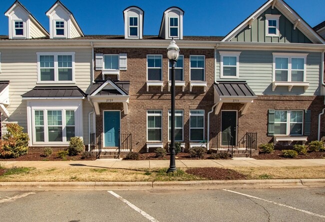 3 Bedroom Townhome Bonterra Village AVAILA... - 3 Bedroom Townhome Bonterra Village AVAILA...
