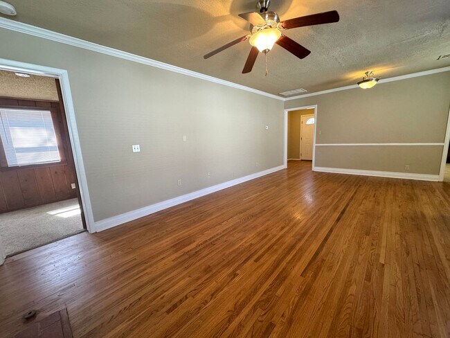 Foto del edificio - 1239 S Richmond Ave