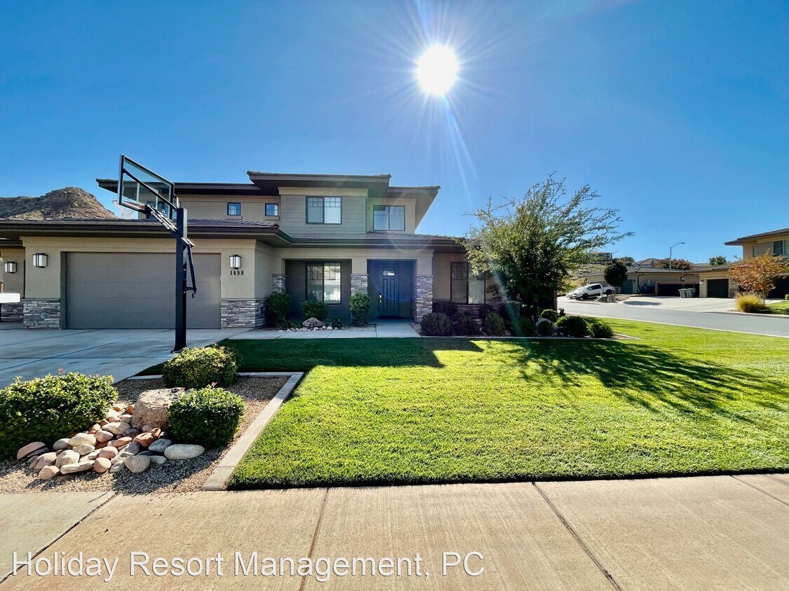 5 br, 3.5 bath House 1498 E. Dihedral Dr House Rental in St. UT