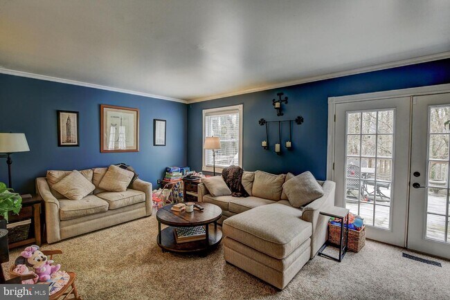 Building Photo - 1635 Forest Hill Ct