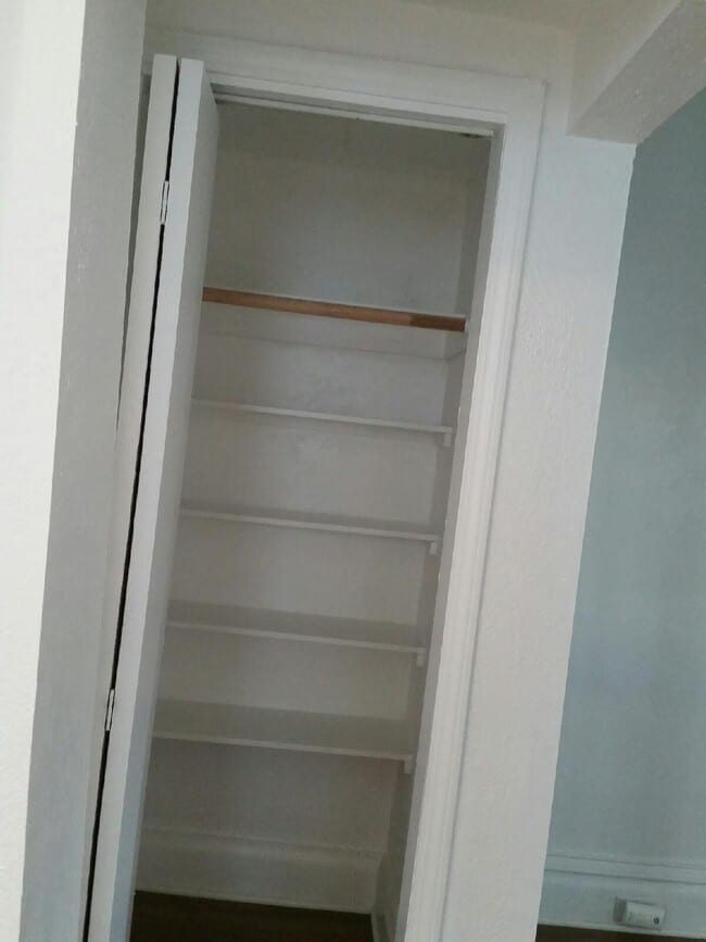 BR2 Closet - 765 Alpine St