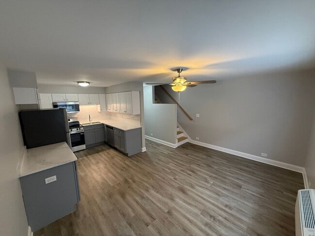 Foto del edificio - 744 W Gordon Ter