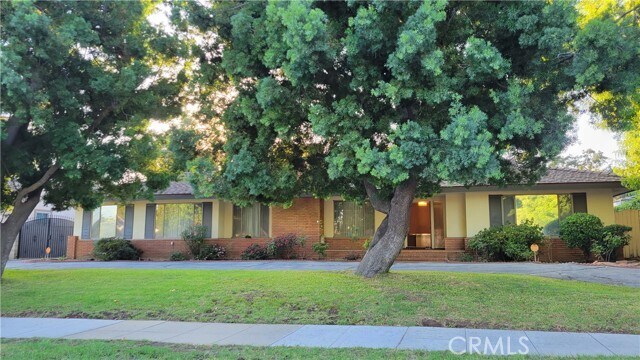 Primary Photo - 731 S Santa Anita Ave
