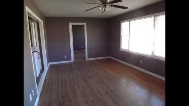 Foto del edificio - Pre-Leasing for Fall! Updated 3/2!!