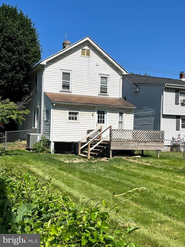 1008 Maryland Ave, Martinsburg, WV 25401 House Rental in Martinsburg