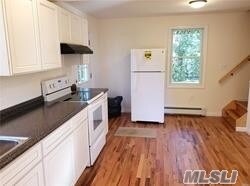 Foto del edificio - 48 Maple Rd