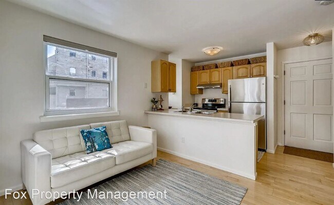 Building Photo - 1 br, 1 bath House - 1860 Walnut Street Ap...