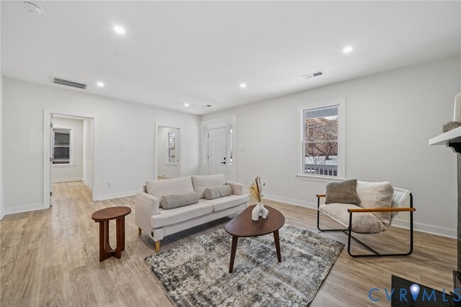 Foto del edificio - 1127 W Washington St