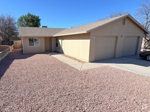Building Photo - 4203 E Commercial Way