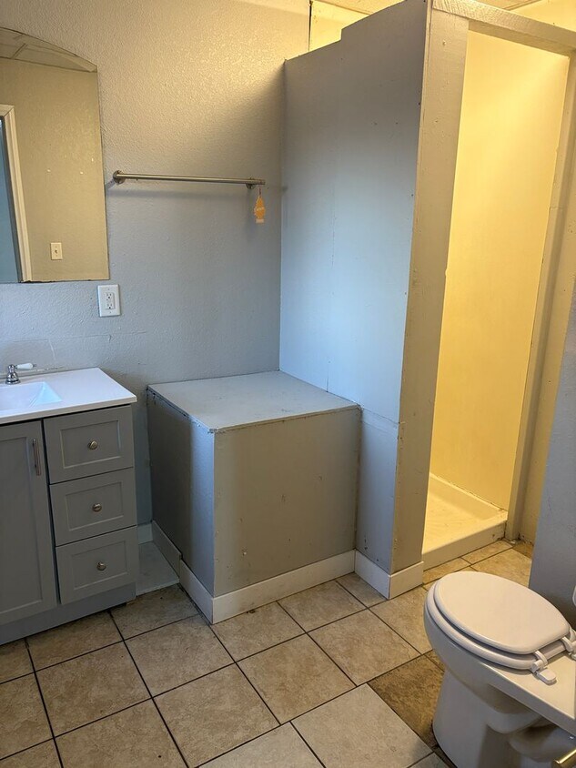 Building Photo - 225 Allen St