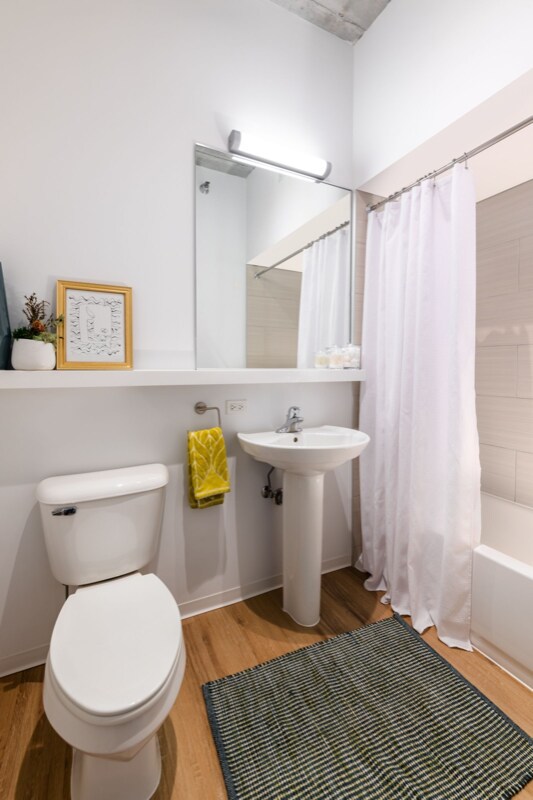 Foto del edificio - 1230 N Ashland Ave