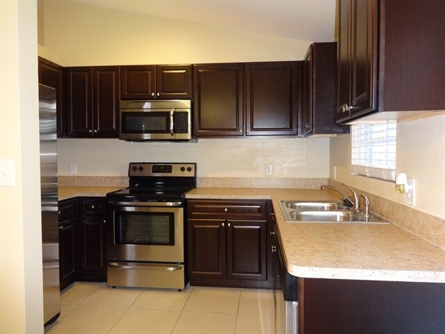 Foto del edificio - 1662 SW Meridian Ave