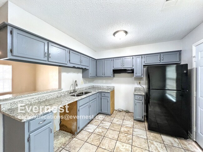 Foto del edificio - 7091 Foxhall Dr