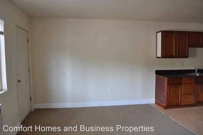 Building Photo - 1710 Coal Pl SE