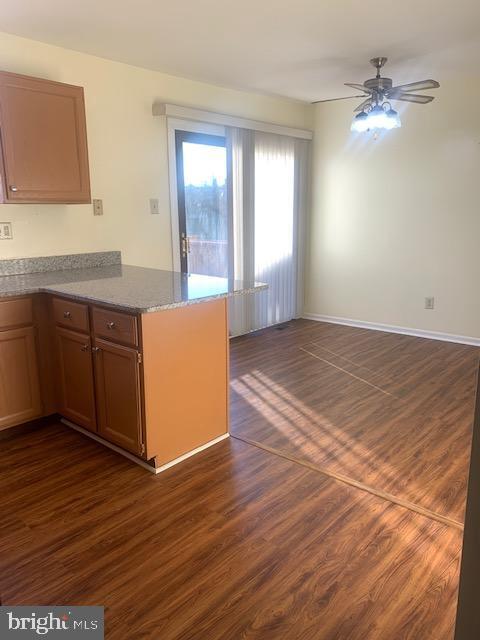 Building Photo - 413 Carpenter Cir