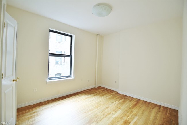 Foto del edificio - 3600 Broadway