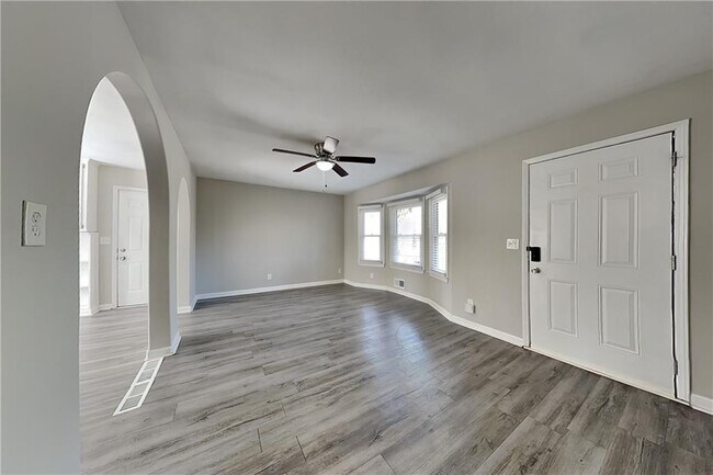 Foto del edificio - 3876 Brookshire Pl