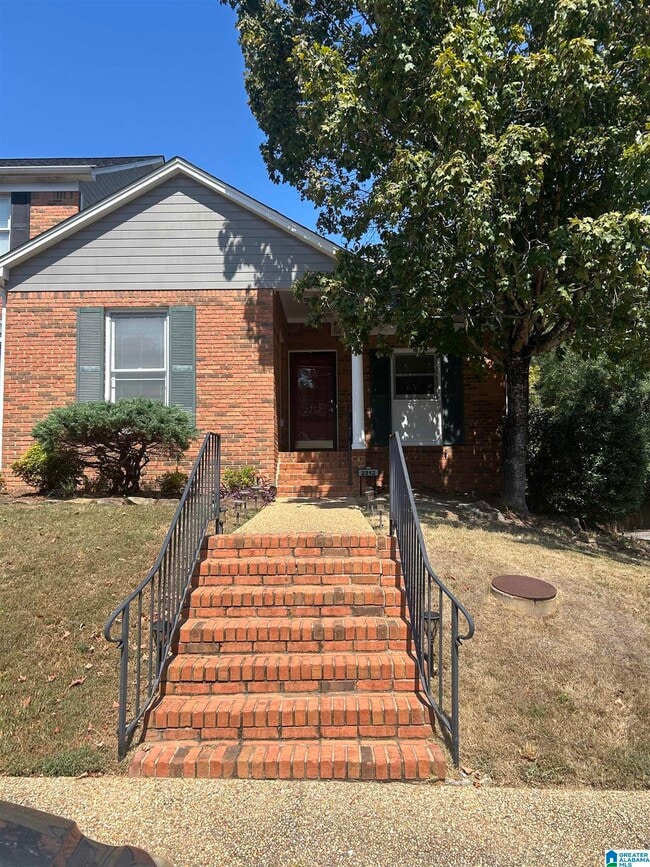 Building Photo - 2212 Ascot Ln