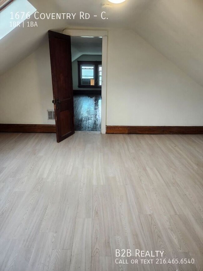 Foto del edificio - 1676 Coventry Rd