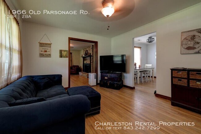 Building Photo - 1966 Old Parsonage Rd